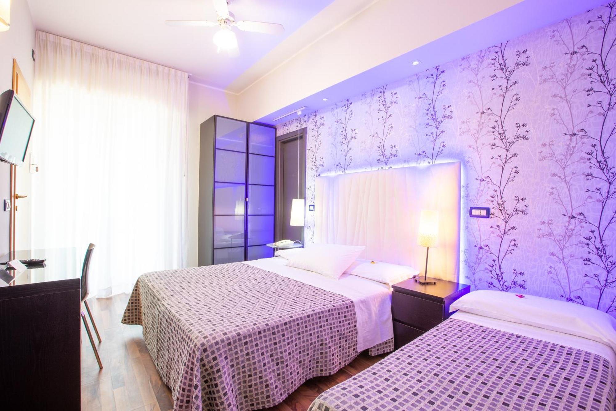 Hotel Gardenia Римини Экстерьер фото