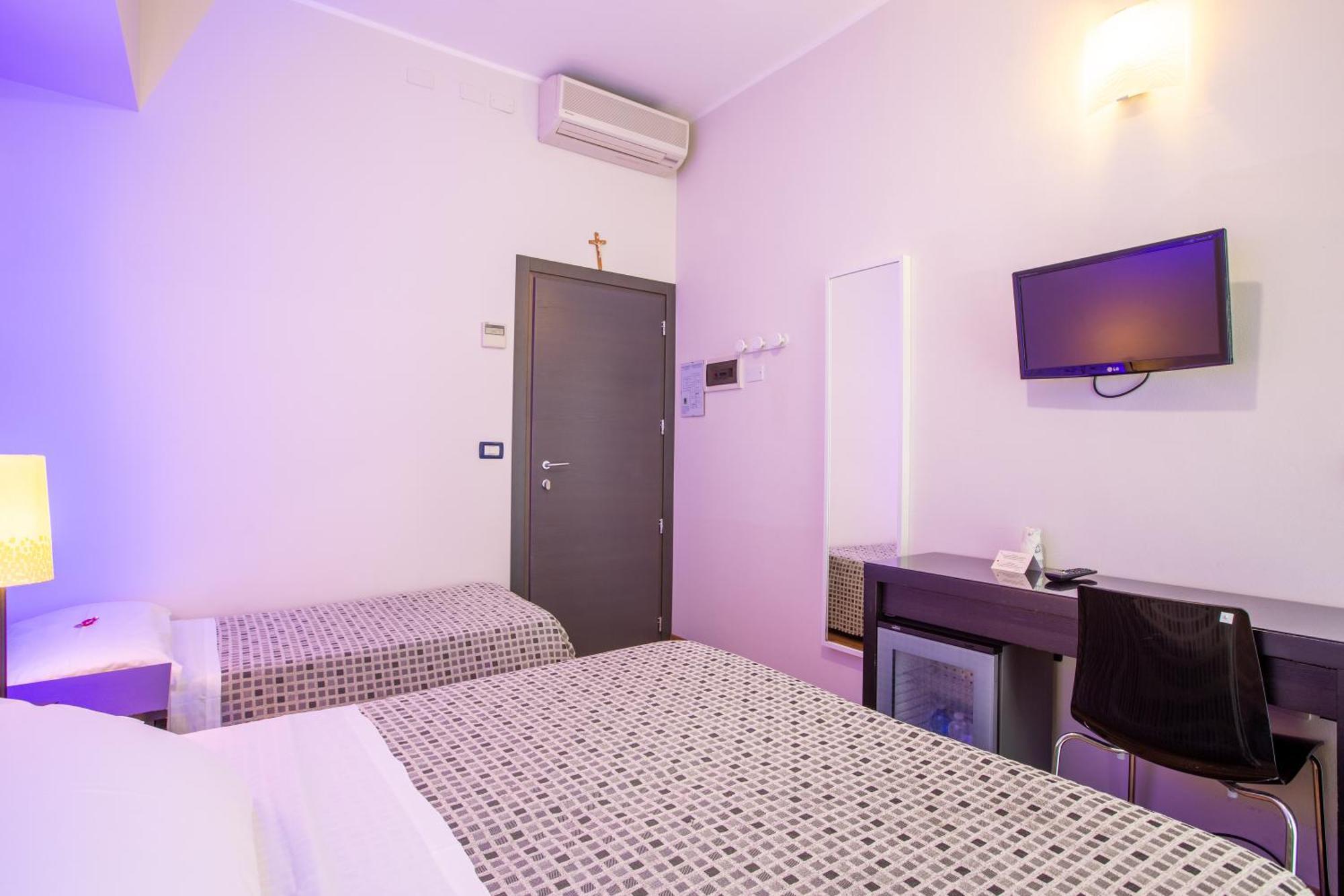 Hotel Gardenia Римини Экстерьер фото