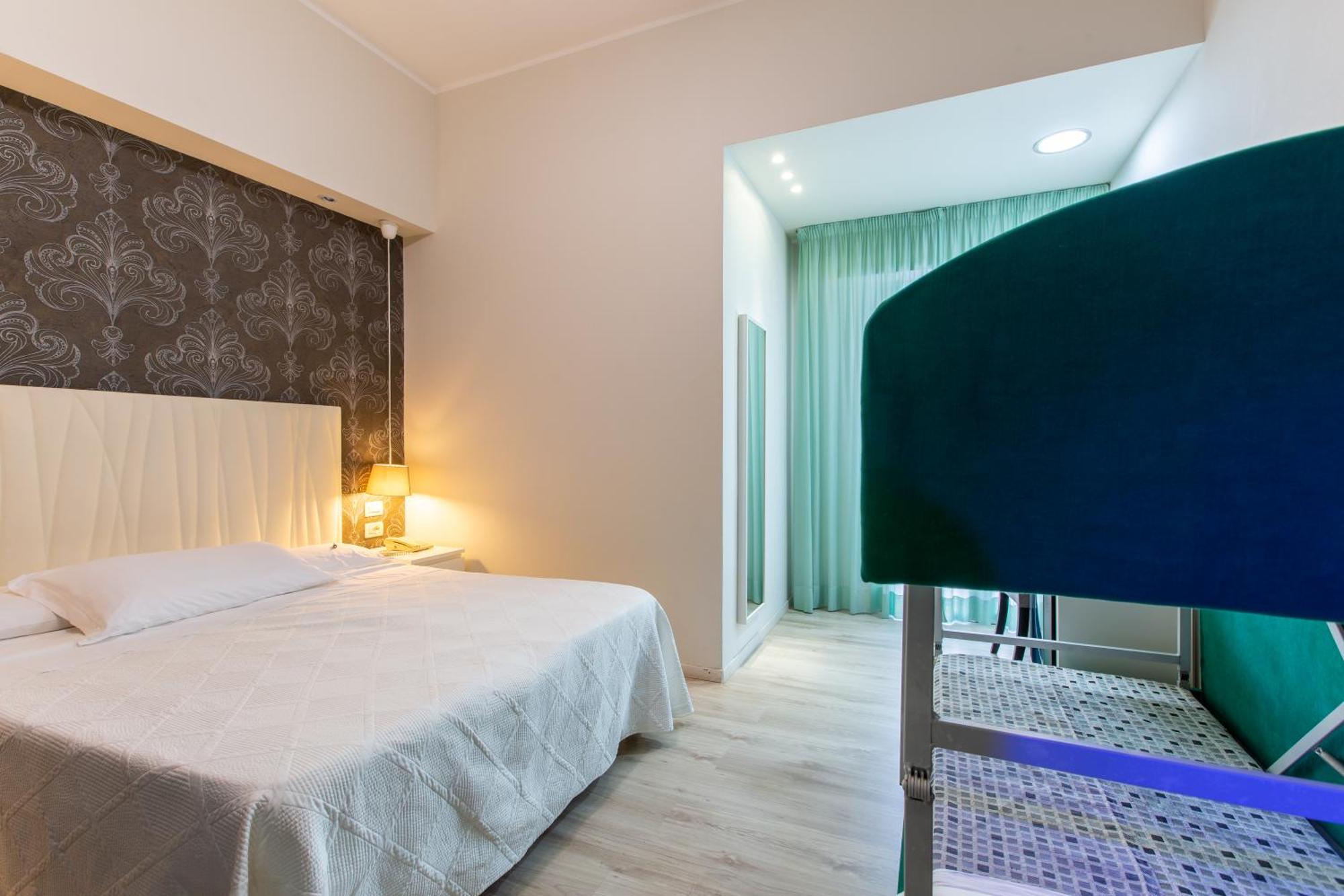 Hotel Gardenia Римини Экстерьер фото
